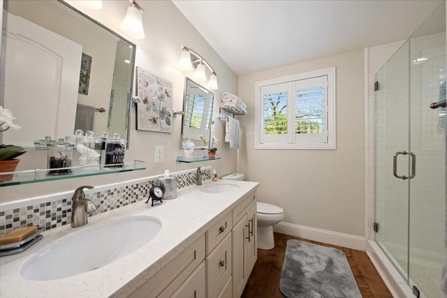 5129 Illinois Ave, Fair Oaks, CA 95628