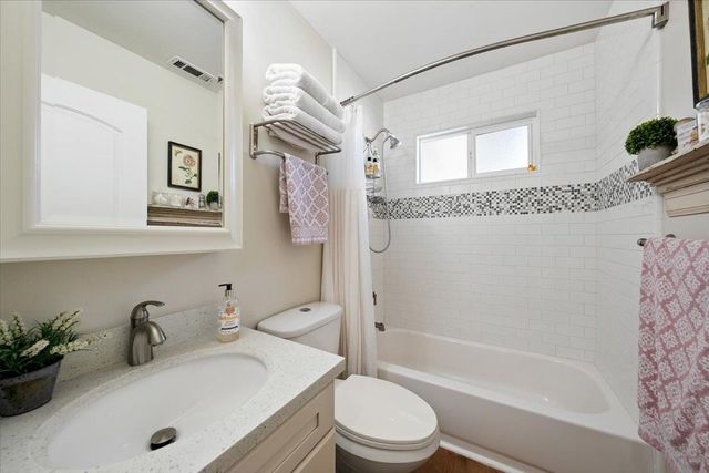 5129 Illinois Ave, Fair Oaks, CA 95628