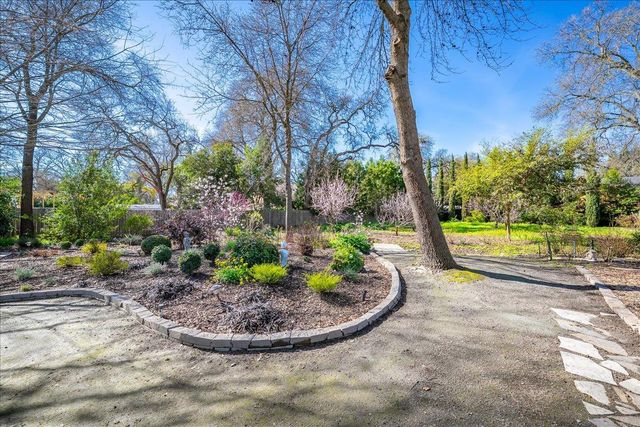 5129 Illinois Ave, Fair Oaks, CA 95628