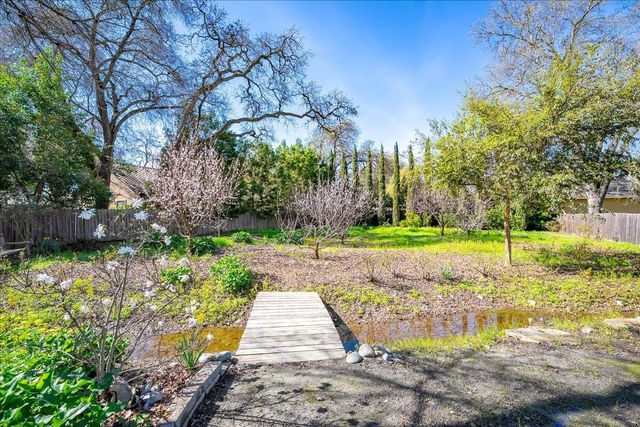 5129 Illinois Ave, Fair Oaks, CA 95628