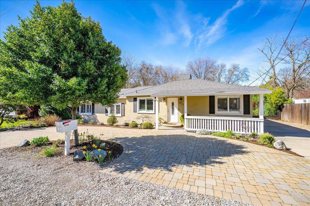 5129 Illinois Ave, Fair Oaks, CA 95628