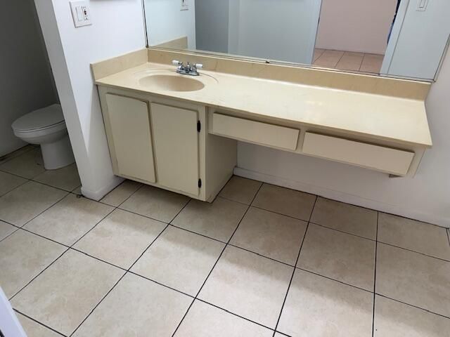 637 Executive Center Drive N208, West Palm Beach, FL 33401