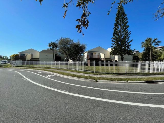 637 Executive Center Drive N208, West Palm Beach, FL 33401