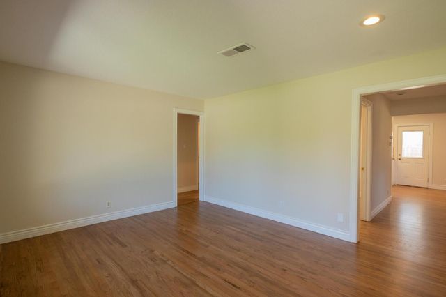 80 Roosevelt Avenue, San Martin, CA 95046