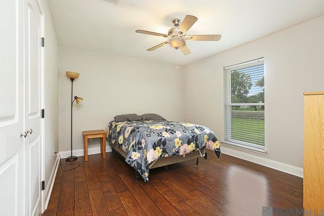 11052 Buxton Rd, St Amant, LA 70774