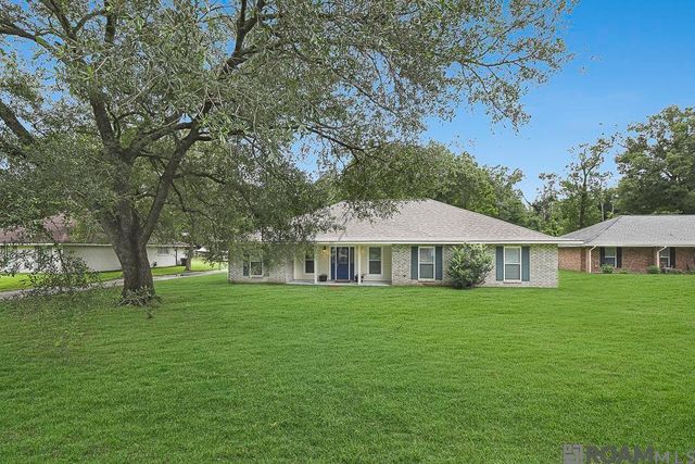 11052 Buxton Rd, St Amant, LA 70774