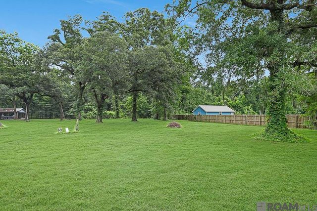 11052 Buxton Rd, St Amant, LA 70774