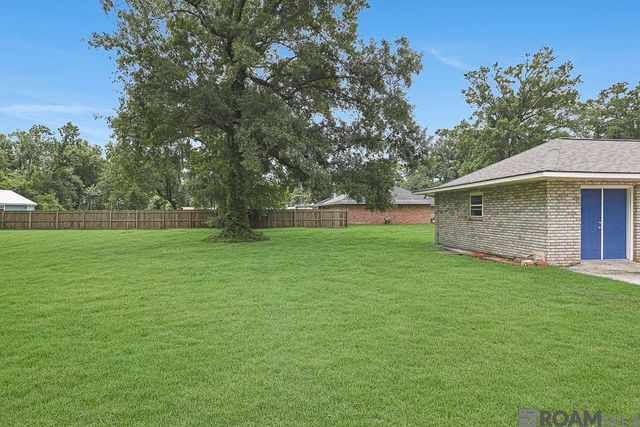 11052 Buxton Rd, St Amant, LA 70774