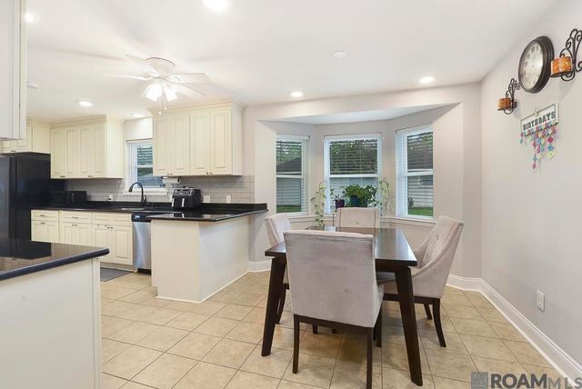 11052 Buxton Rd, St Amant, LA 70774