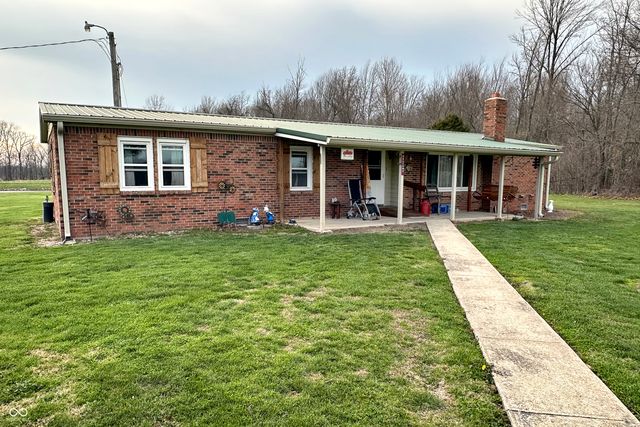 7466 S State Road 75, Coatesville, IN 46121