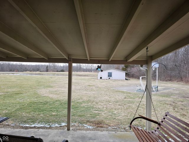 7466 S State Road 75, Coatesville, IN 46121