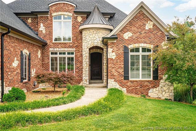 3642 Woodland Lakes Drive, Floyds Knobs, IN 47119
