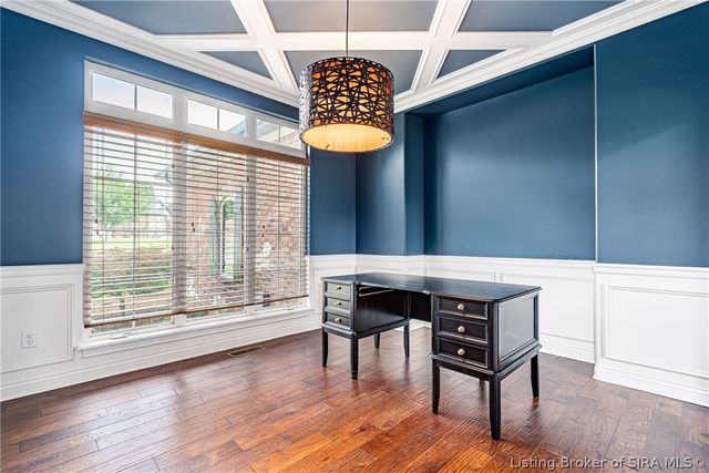 3642 Woodland Lakes Drive, Floyds Knobs, IN 47119