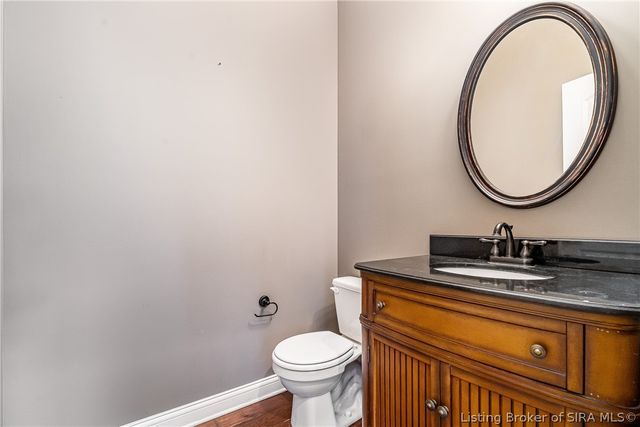 3642 Woodland Lakes Drive, Floyds Knobs, IN 47119