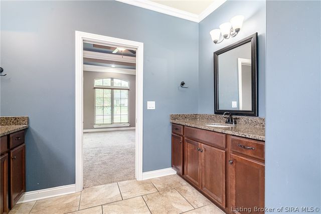3642 Woodland Lakes Drive, Floyds Knobs, IN 47119