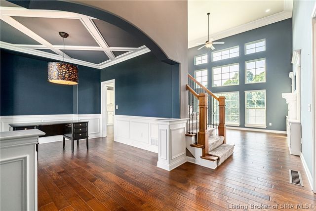3642 Woodland Lakes Drive, Floyds Knobs, IN 47119