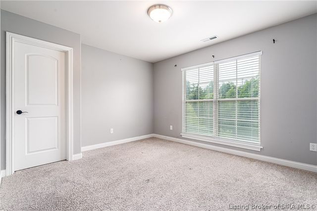 3642 Woodland Lakes Drive, Floyds Knobs, IN 47119