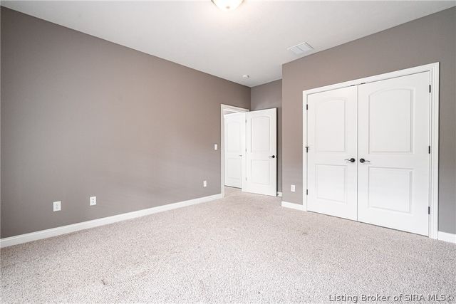 3642 Woodland Lakes Drive, Floyds Knobs, IN 47119