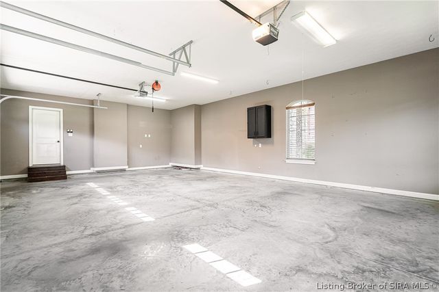 3642 Woodland Lakes Drive, Floyds Knobs, IN 47119