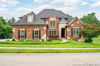 3642 Woodland Lakes Drive, Floyds Knobs, IN 47119