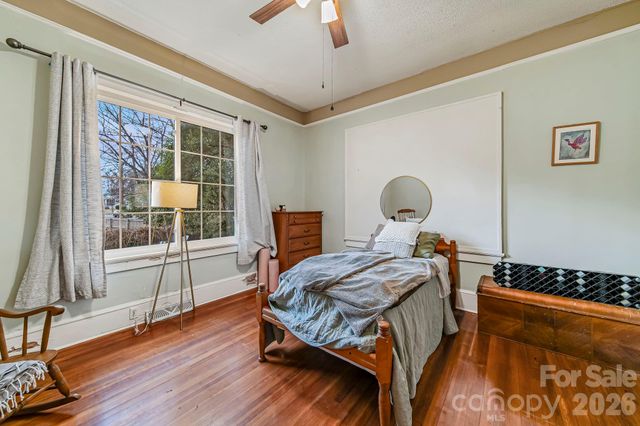 707 S York Street, Gastonia, NC 28052