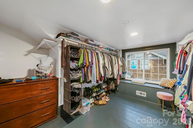 707 S York Street, Gastonia, NC 28052