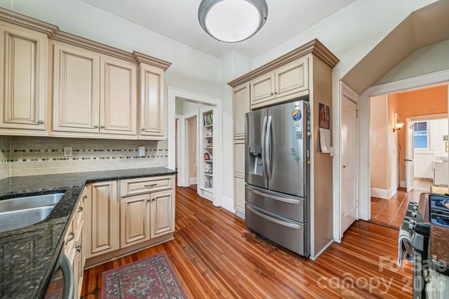 707 S York Street, Gastonia, NC 28052