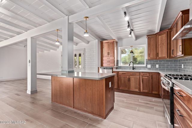 2509 N Indian Ridge Drive, Tucson, AZ 85715