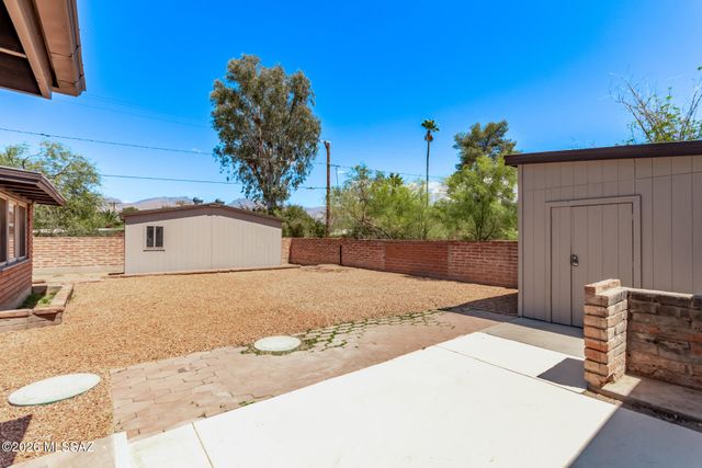 2509 N Indian Ridge Drive, Tucson, AZ 85715