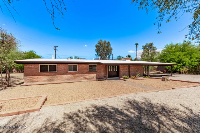 2509 N Indian Ridge Drive, Tucson, AZ 85715