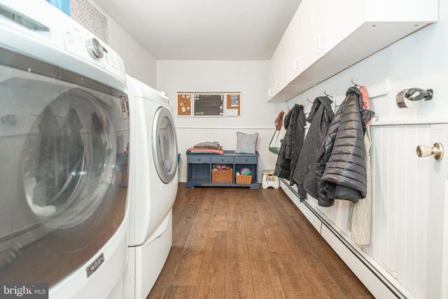 10 BAILEY DR, Washington Crossing, PA 18977