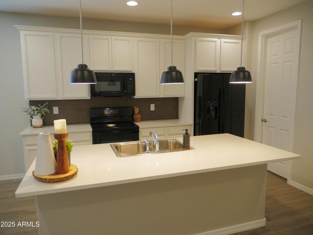 1486 S NAPLES Court, Casa Grande, AZ 85122