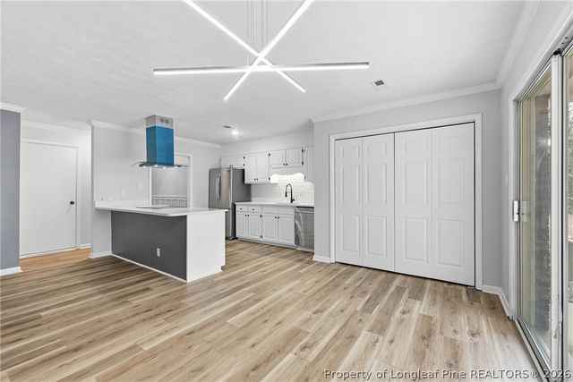 6229 Stoney Point Loop, Fayetteville, NC 28306