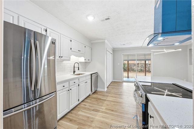 6229 Stoney Point Loop, Fayetteville, NC 28306