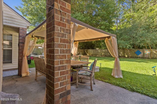 602 Fairview Parkway, Lafayette, LA 70508