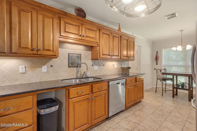 602 Fairview Parkway, Lafayette, LA 70508