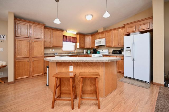 6266 Jonathan Drive NW, Rochester, MN 55901