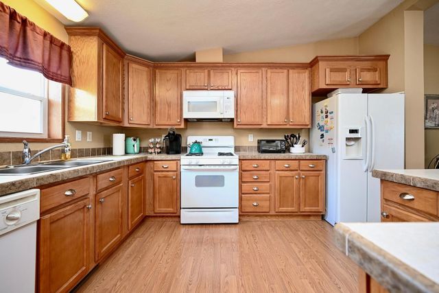 6266 Jonathan Drive NW, Rochester, MN 55901
