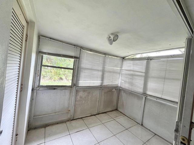 2854 E Ashley Dr Drive E B, West Palm Beach, FL 33415