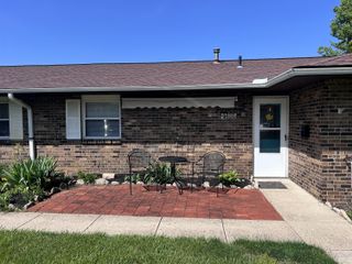 1290 Woodbrook Lane, 252, Columbus, OH 43223