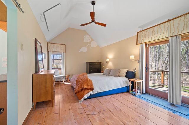 17 Madison Avenue, Kingston, NH 03848