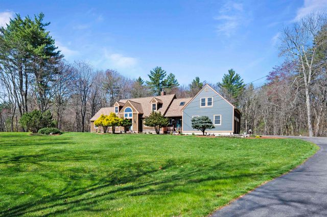 17 Madison Avenue, Kingston, NH 03848