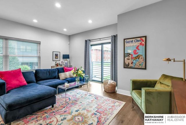 3130 Mayberry Court, Omaha, NE 68105