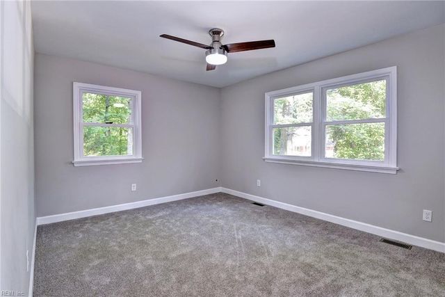 610 E Woodland DR, Yorktown, VA 23692