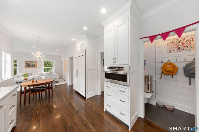 43 Dubois Street, Darien, CT 06820