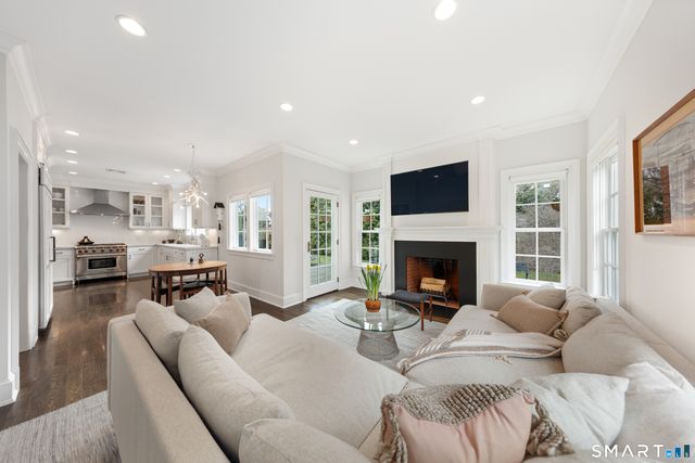 43 Dubois Street, Darien, CT 06820