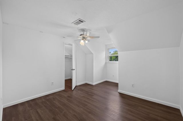 1406 Cedarbrook Court, Seabrook, TX 77586