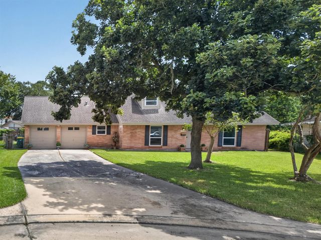 1406 Cedarbrook Court, Seabrook, TX 77586