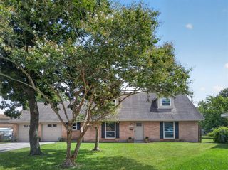 1406 Cedarbrook Court, Seabrook, TX 77586