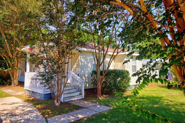 106 Thompson, Long Beach, MS 39560